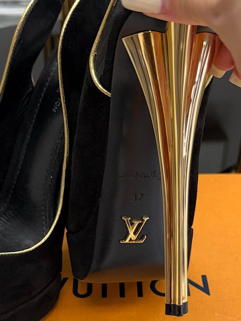 Louis Vuitton Black Suede Platform Heels Gold Heel Peep Toe Pumps Size 37 - Picture 4 of 16